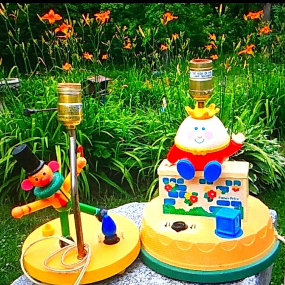 🥰 Vintage  CARDIGAN SWEATER •SILVER BUTTONS FLORAL  4/6 IMO - Picture 12 of 16